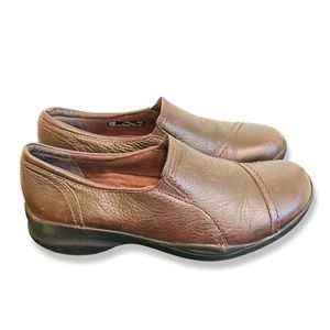 Clarks In-Motion Brown Leather Comfort Flat Walking Shoe Loafers 67782